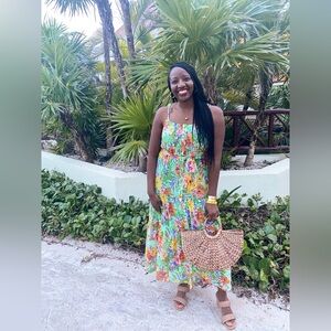 Donna Morgan Green floral dress + woven tote bundle